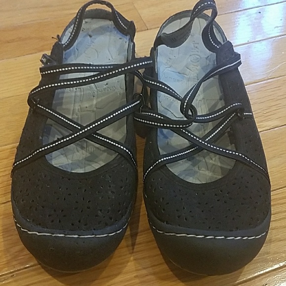 all terra traction shoes